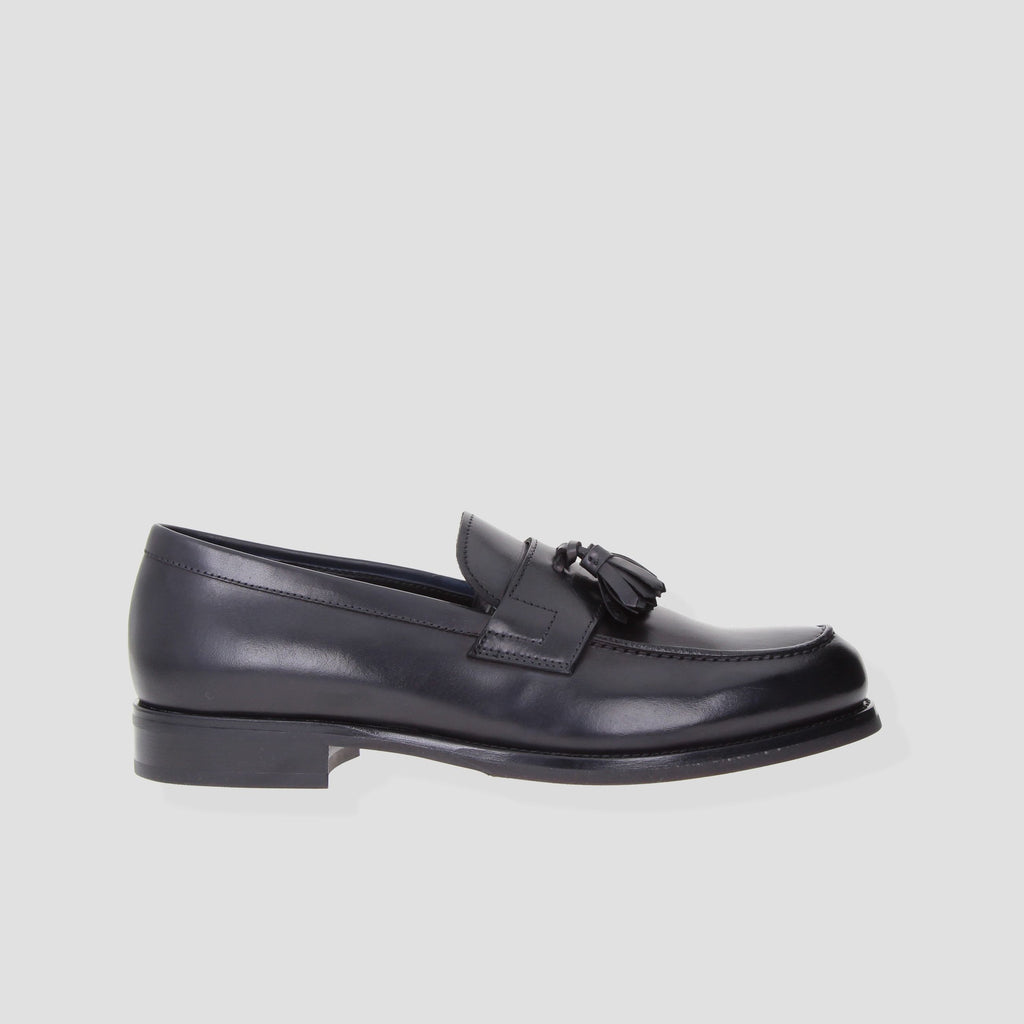 LV85604 CRUST CALFSKIN LOAFER Men