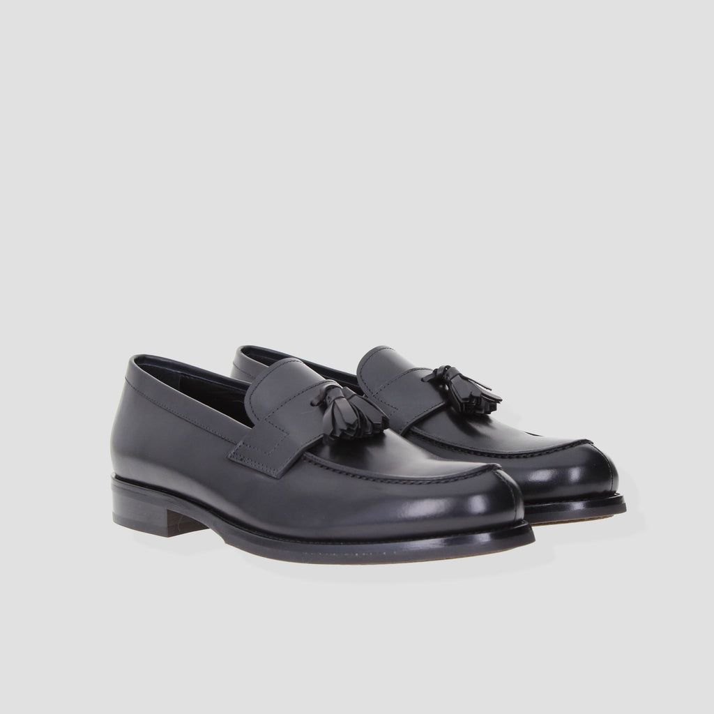 LV85604 CRUST CALFSKIN LOAFER Men