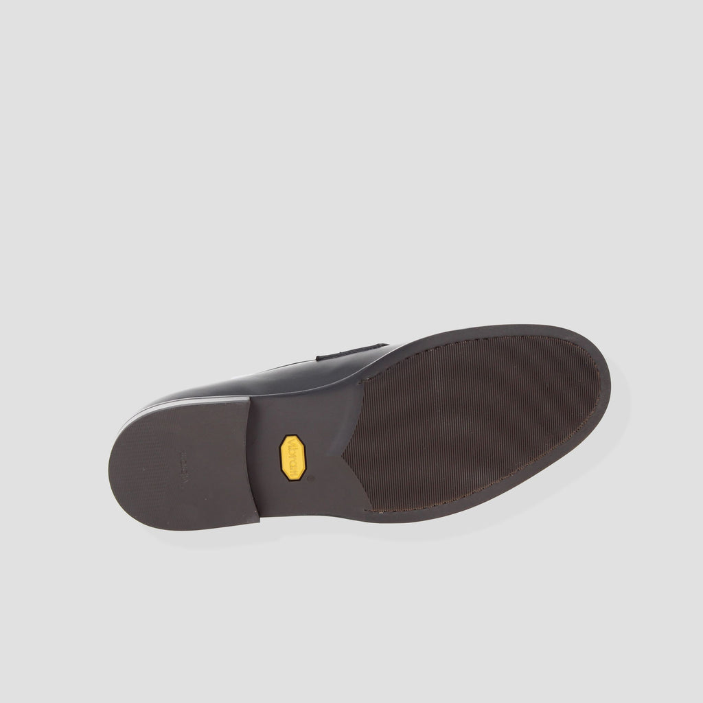 LV85604 CRUST CALFSKIN LOAFER Men