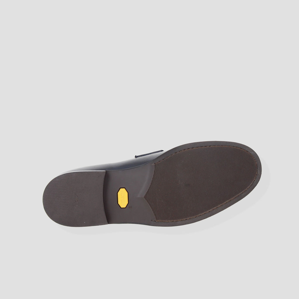 LV85604 CRUST CALFSKIN LOAFER Men